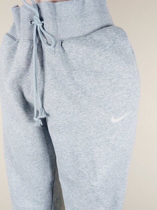 Nike Women's Heathered Grey Sportswear Phoenix Fleece High-Waisted Jogger Size M - Picture 3 of 10